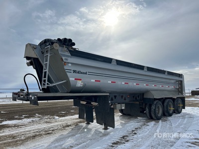 2022 Midland SLX3000 37 ft Tri/A kiep aanhangwagen