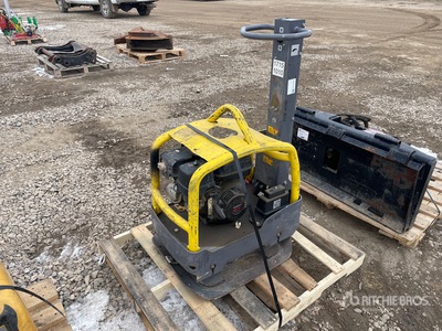 Atlas Copco LG300 Reversible 600 lb Vibratory Plate Compactor