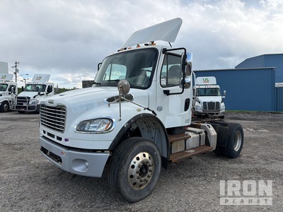 2014 Freightliner M2 106 S/A Day Cab