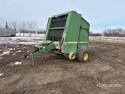 John Deere 530 Rundballenpresse