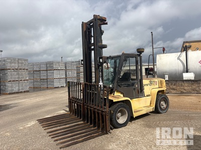 Hyster H155XL2 10000 lb Pneumatic Tire Montacargas