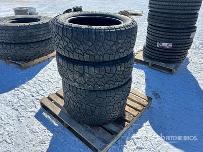 Quantity of (4) RoadX RXQuest 275/60R20 Pneus