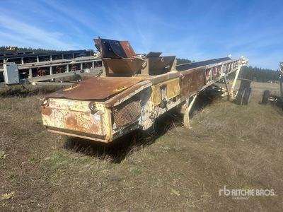 2015 Superior F36X60ST 36 in x 60 ft Portable Stacking Conveyor