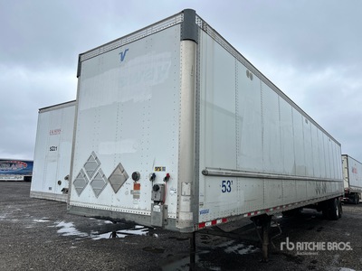 2014 Vanguard CVXP 53 ft x 102 in T/A Remorque fourgon