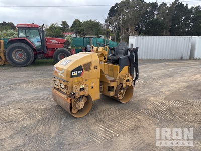 2018 Cat CB7 Double Drum Roller