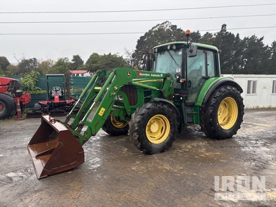 2011 John Deere 6230 Premium 4WD Tractor