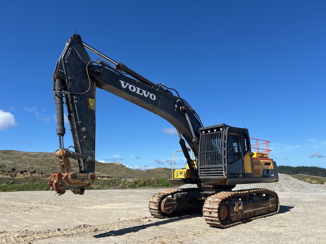 2022 Volvo EC480DL Tracked Excavator