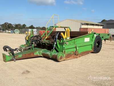 2015 JNR Engineering 4200 HDE 4 Tire Ejector Pull Scraper