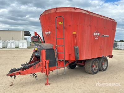 2019 Kuhn Profile 30.2DL Feed Mixer