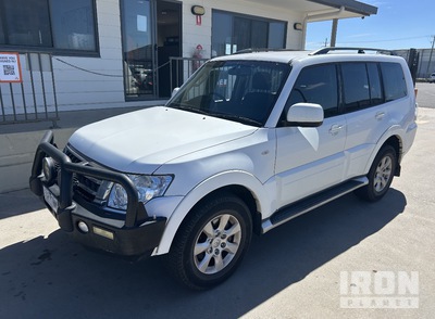 2016 Mitsubishi Pajero SUV