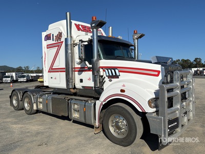 2017 Mack CLXT Superliner 6x4 T/A Sleeper Truck Tractor