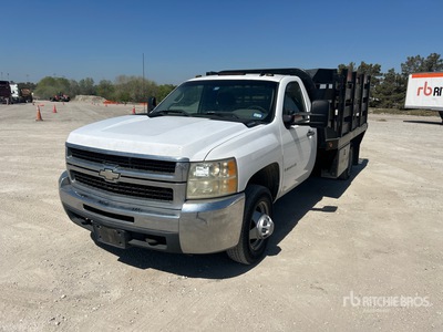 2008 Chevrolet Silverado 3500HD 4x2 Flatbed Truck