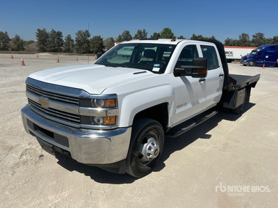 2016 Chevrolet Silverado 3500HD 4x4 Crew Cab Flatbed Truck
