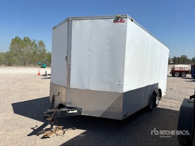 2015 Cargo Mate 17 ft T/A Remorque fermée