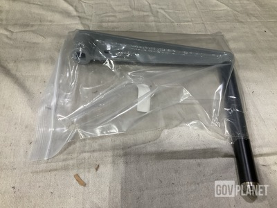 (6) Larkos Packing & Distribution 12937 Hand Cranks