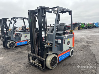 2021 Toyota 8FBCHU25 4850 lb Carretilla Elevadora Eléctrica