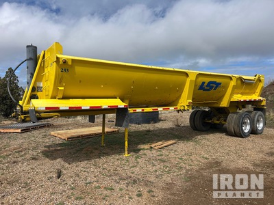 2004 Ranch T/A End Dump Trailer