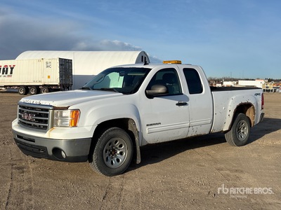 2012 GMC Sierra 1500 SLE 4x4 Extended Cab Pickup