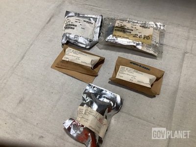 (47) Lockheed Martin 7900635-01 Toggle Switches