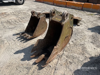 Tag 18 in Digging Excavator Bucket