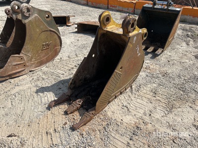 22 in Digging Excavator Bucket