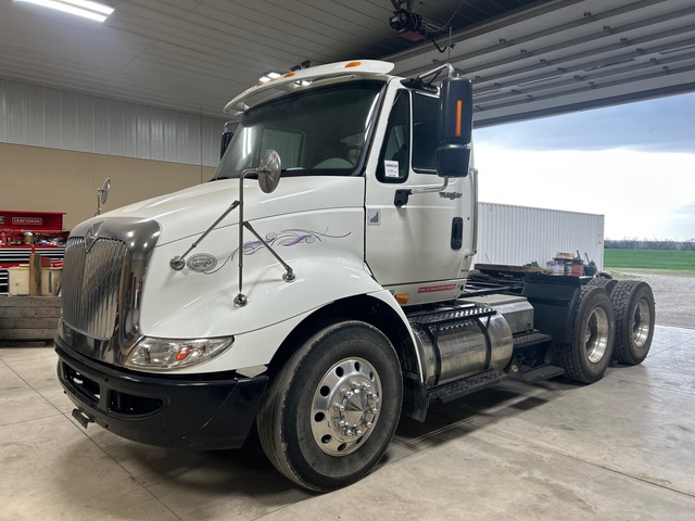 2009 International 8600 6x4 T/A Day Cab Truck Tractor