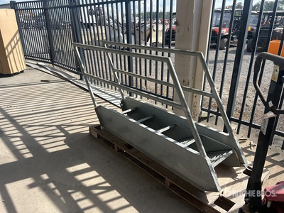 Quantity of Hot Dipped Galvanized Stairs (Stairs - 86.5 x 19 x 39.5) (Steps - 16 x 11 x 1) Divers - Magasin, entrepôt, consommateur (Unused)