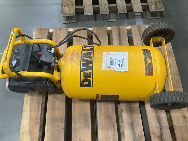 Dewalt D55168 Air Compressor