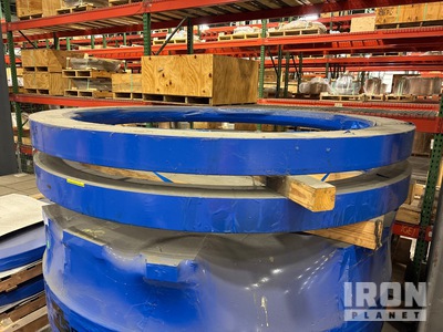 Quantity of (2) Metso HP800 RING, CLAMP Pièces diverses (Unused)