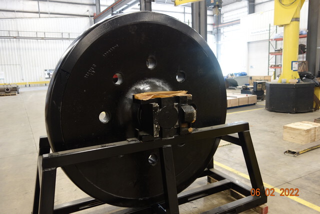 Komatsu PC-8000-6 Assembly, Idler Front (Unused)