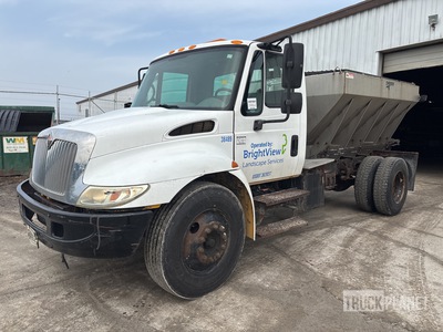 2006 International DuraStar 4300 4x2 شاحنة توزيع