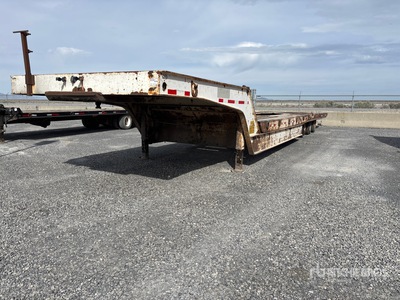 1994 Twamco 48 ft Tri/A Equipment Trailer