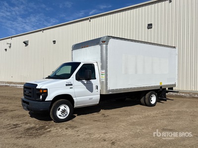 2017 Ford E-350 4x2 Van Truck