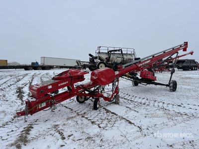 2014 Wheatheart R10-41 Storm 10 in x 41 ft Seed Treating Barrena de grano