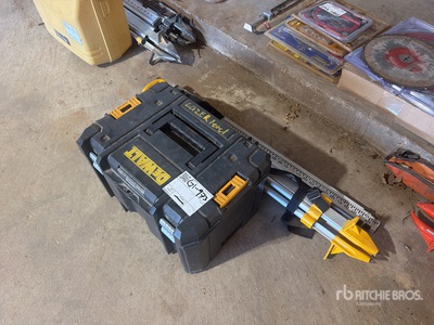 Quantity of (3) Dewalt Nivel láser