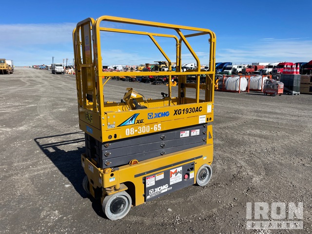 2023 XCMG XG1930AC Electric Scissor Lift