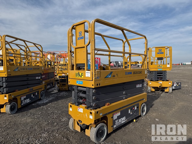 2022 XCMG XG2632AC Electric Scissor Lift