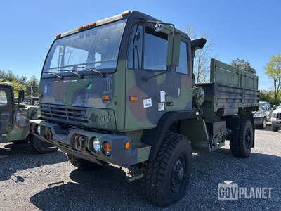 2003 Stewart & Stevenson M1078A1 LMTV 4x4 Cargo Truck