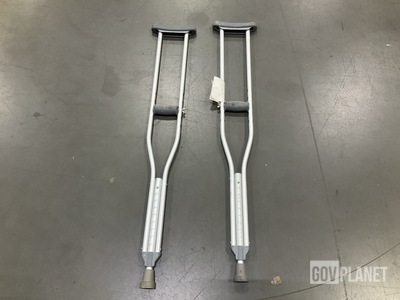 (152) Pairs of Crutches