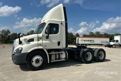 2018 Freightliner Cascadia 113 6x2 3-Achs Sattelzugmaschine