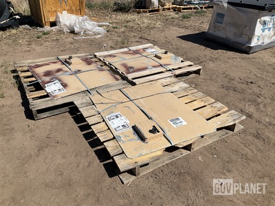 (3) AAR AE12468684 Access Covers