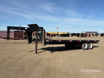 1995 Goertzen 22 ft T/A Gooseneck Flatbed Trailer