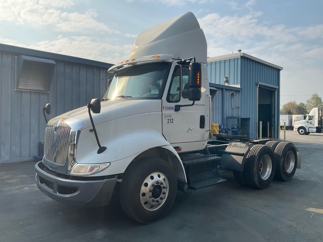 2006 International 8600 6x4 T/A Day Cab Truck Tractor