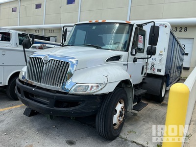 2008 International 4300 4x2 S/A Day Cab Truck Tractor