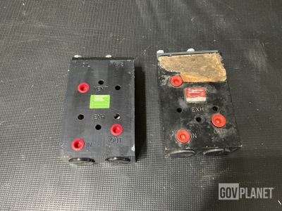 (2) Schrader Bellows F011-126 Throttle Valves