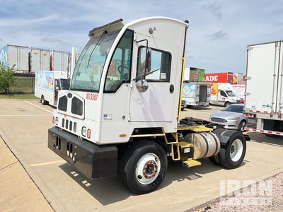 2017 AUTOCAR TERMINAL TRACTOR (XSPOTTER) OF 4x2 Spotter Truck (Inoperable)