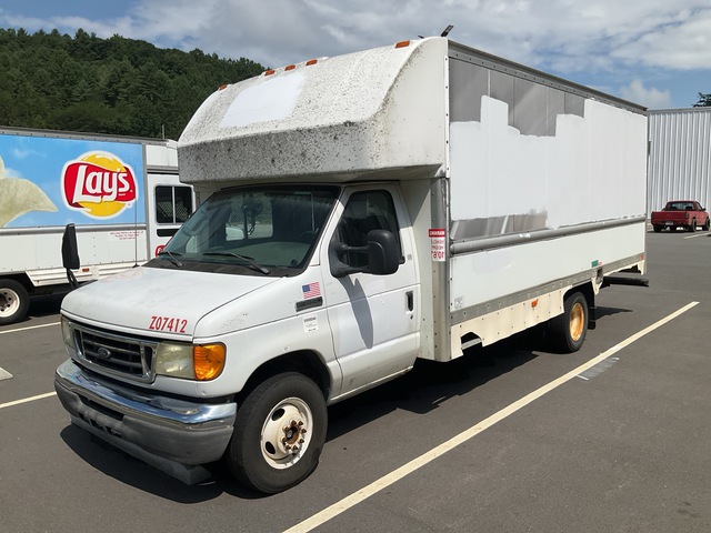 2007 Ford E-350 Cutaway Cargo Van (Inoperable)