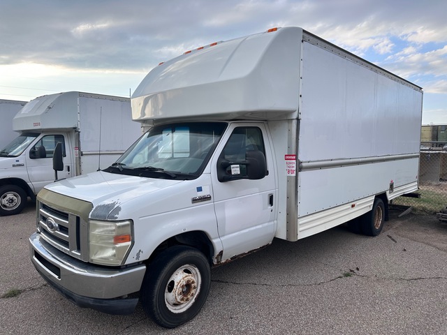 2008 Ford E-350 Cutaway Cargo Van