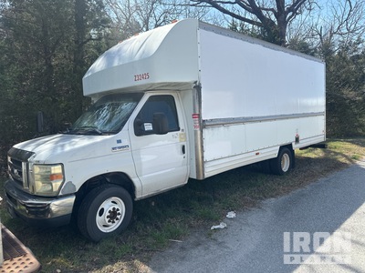 2008 Ford E-350 Cutaway Cargo Van