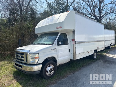2008 Ford E-350 Cutaway Cargo Van